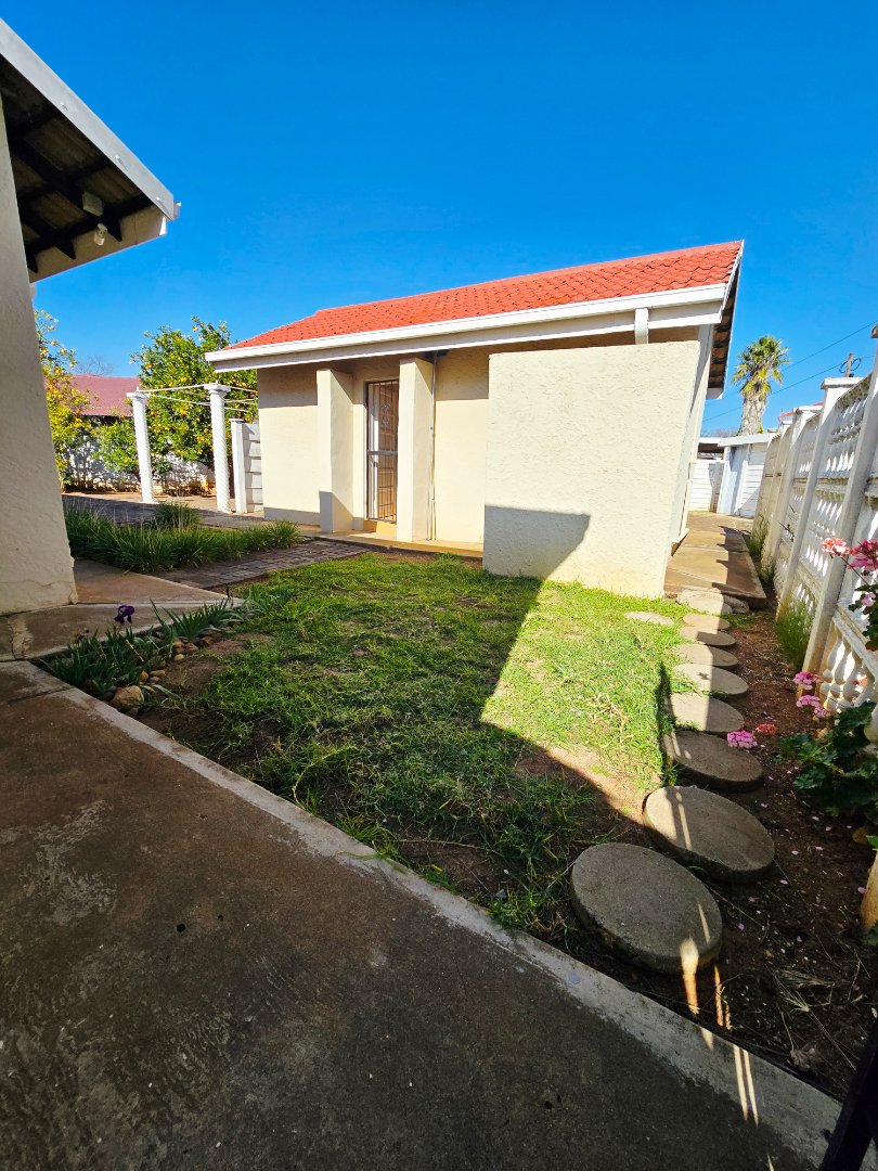 3 Bedroom Property for Sale in Stilfontein Ext 4 North West